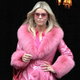 Image for article titled Jessica Simpson Is Giving a Masterclass on How to Dress for Your Book Tour